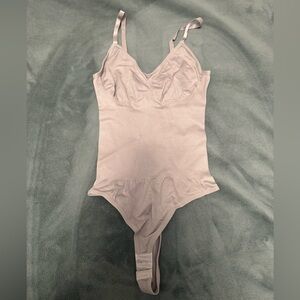 Mauve size small shape wear shirt!